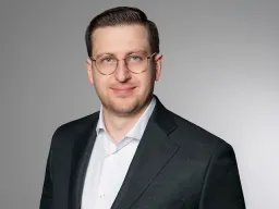 Alexander Shkolnik